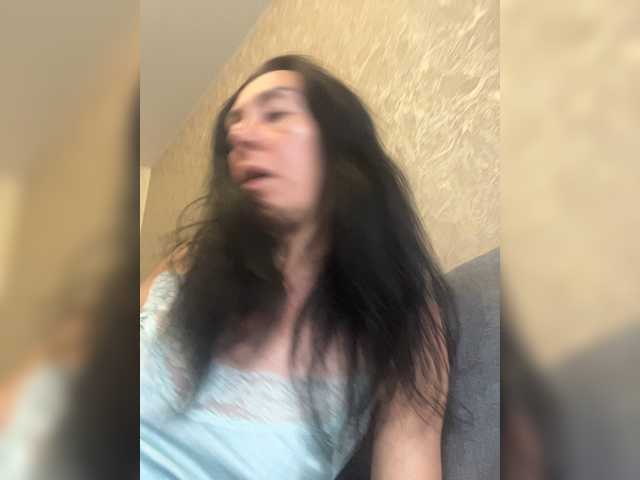 TRULIULIUSHA live webcam show