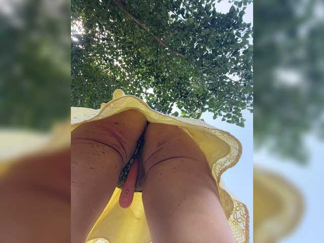 KarolinaMilf live cam on BongaCams