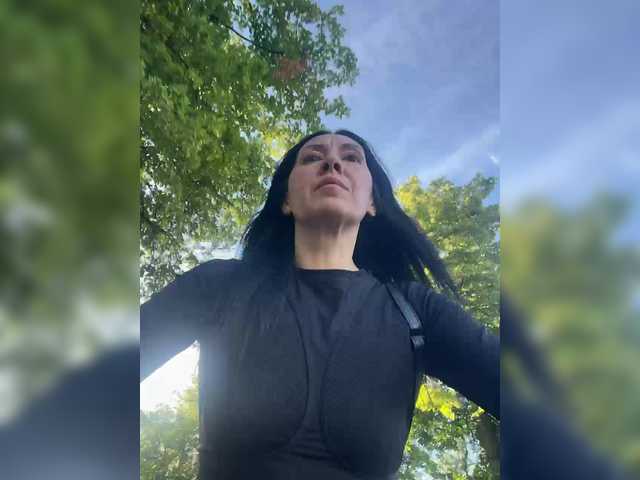 Live трансляция Karolina_Milf - Runet.cam