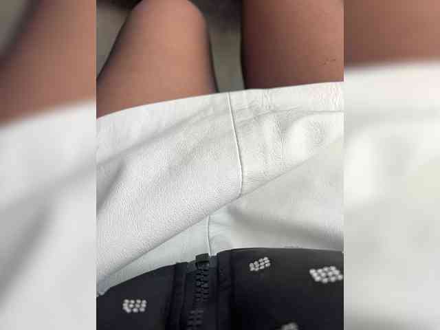 Karolina_Milf webcam