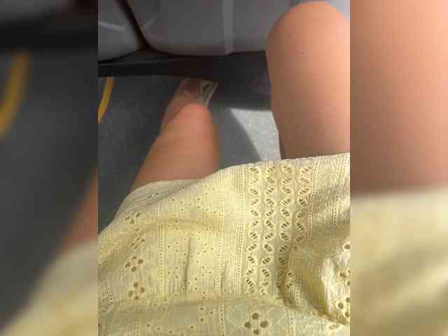 Karolina_Milf webcam