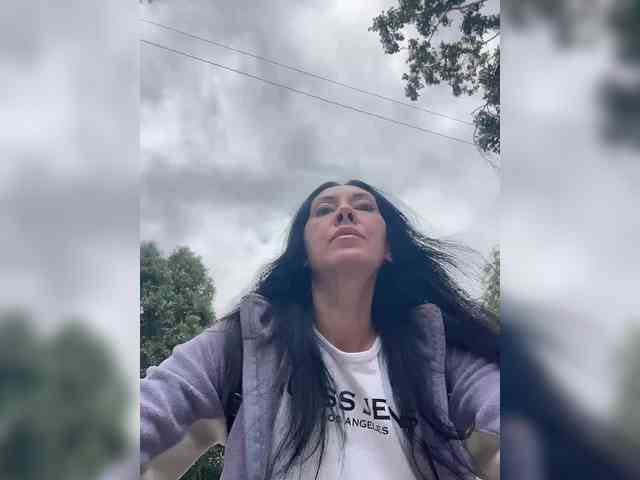 KarolinaMilf KarolinaMilf