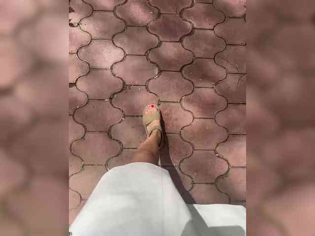 Karolina_Milf webcam