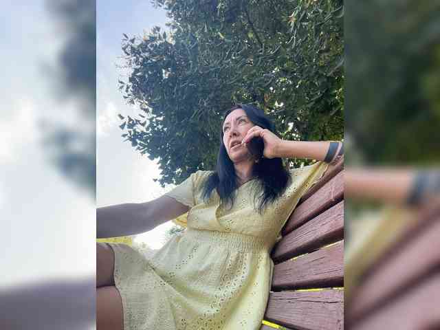 KarolinaMilf Sex Cam Show