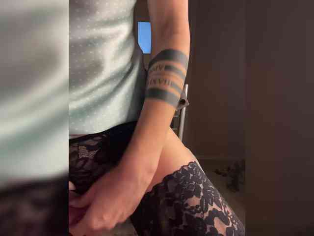 KarolinaMilf Sex Cam Show