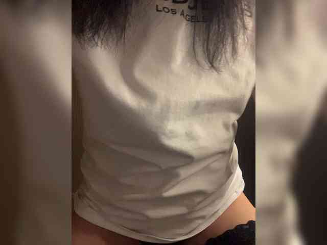 Karolina_Milf webcam