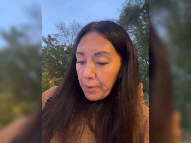 Karolina_Milf webcam
