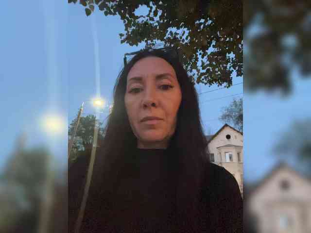 Karolina_Milf webcam