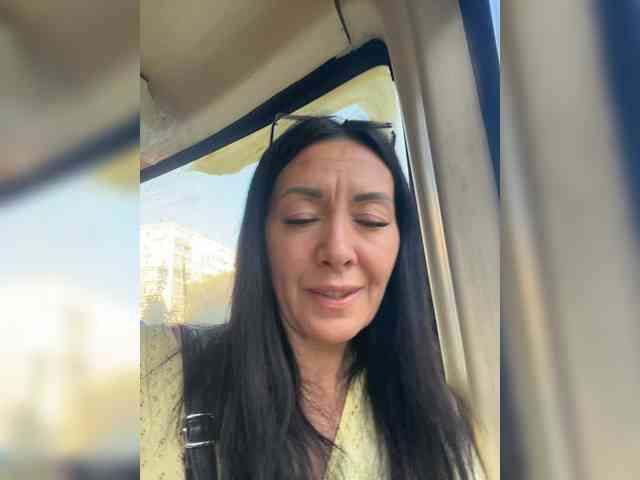 Karolina_Milf webcam