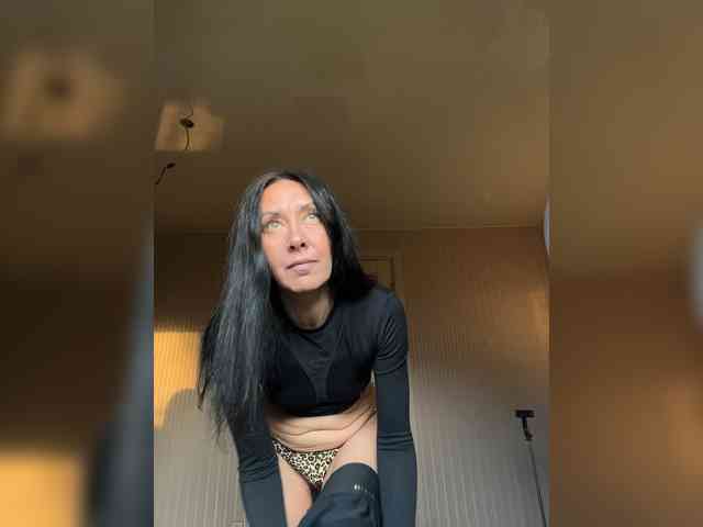KarolinaMilf Sex Cam Show