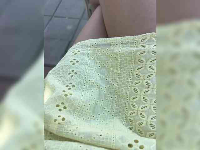 Karolina_Milf webcam