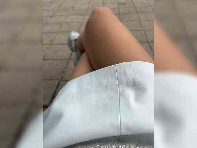 Karolina_Milf webcam