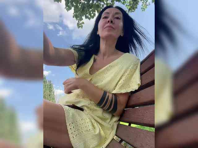 KarolinaMilf Sex Cam Show