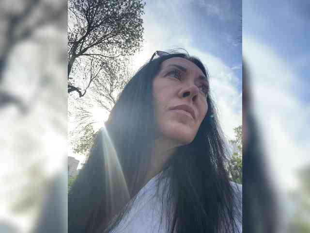 Karolina_Milf webcam