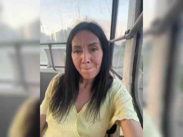 Karolina_Milf webcam