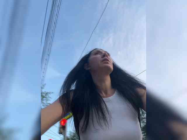 Karolina_Milf webcam