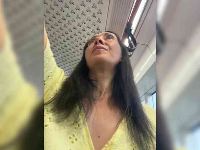 Karolina_Milf