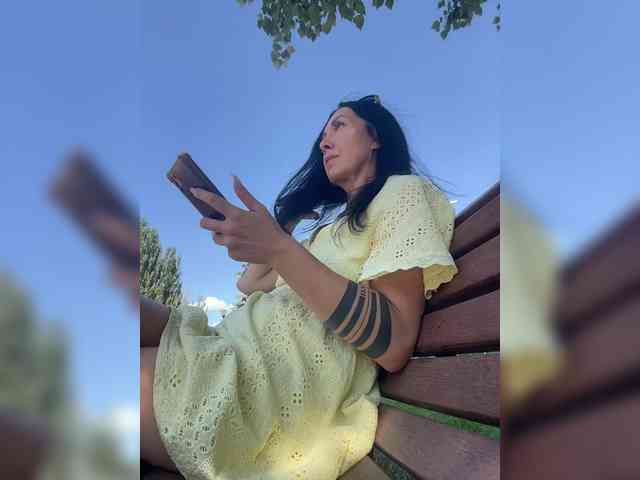 KarolinaMilf Sex Cam Show