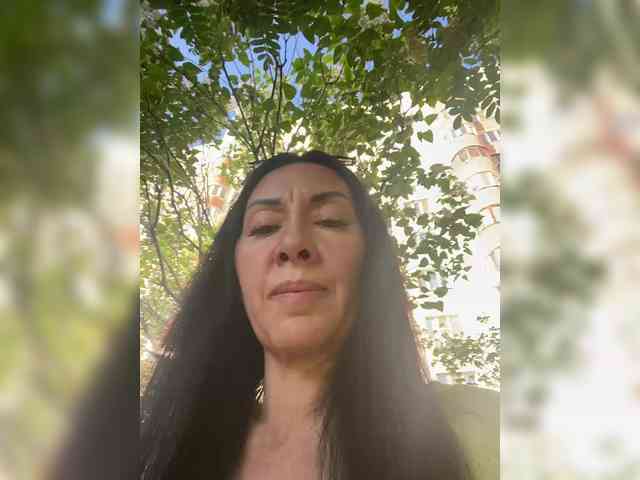 Karolina_Milf webcam