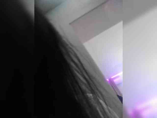 Karolina_Milf webcam