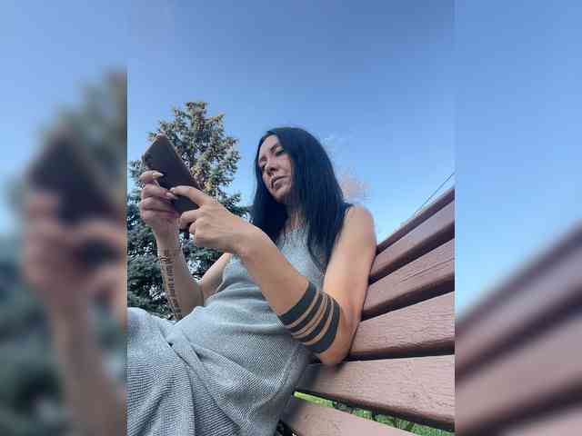 KarolinaMilf Sex Cam Show