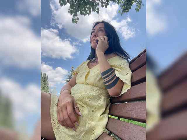 KarolinaMilf Sex Cam Show