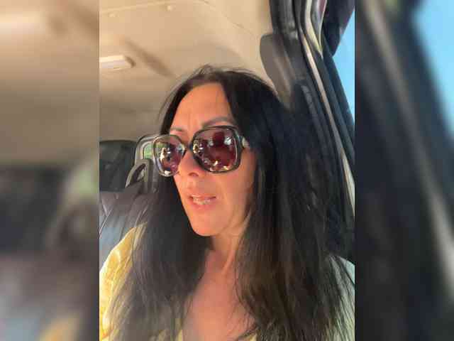 KarolinaMilf Sex Cam Show