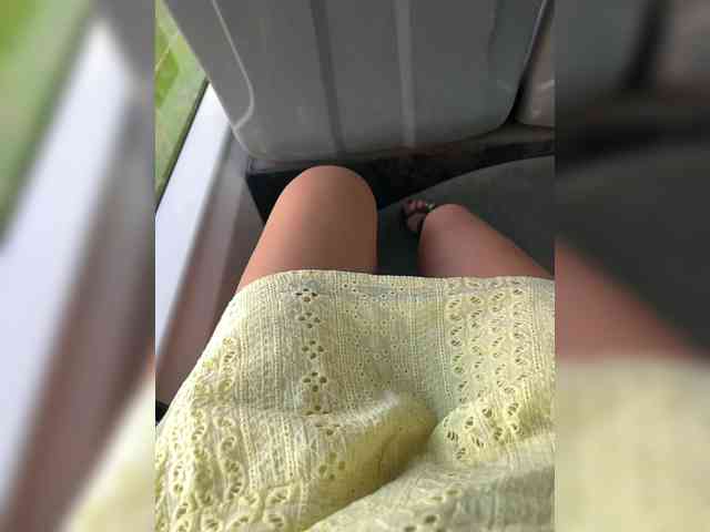 Karolina_Milf webcam