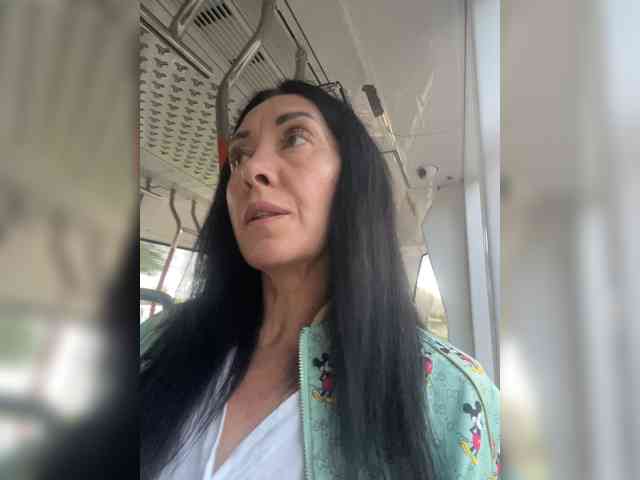 Karolina_Milf webcam