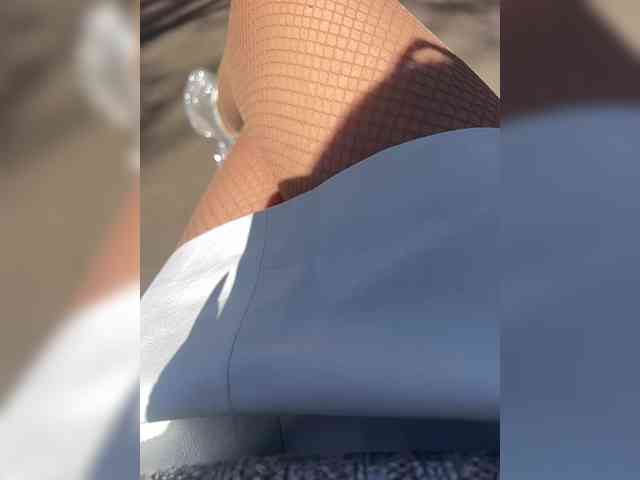 Karolina_Milf webcam