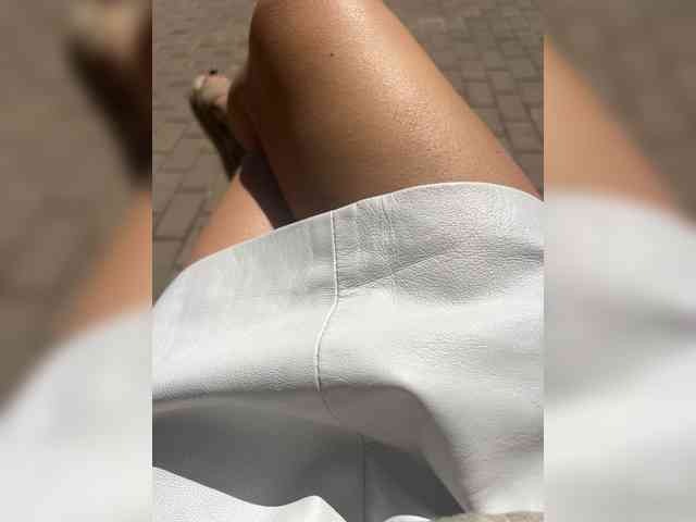Karolina_Milf webcam