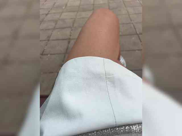 Karolina_Milf webcam