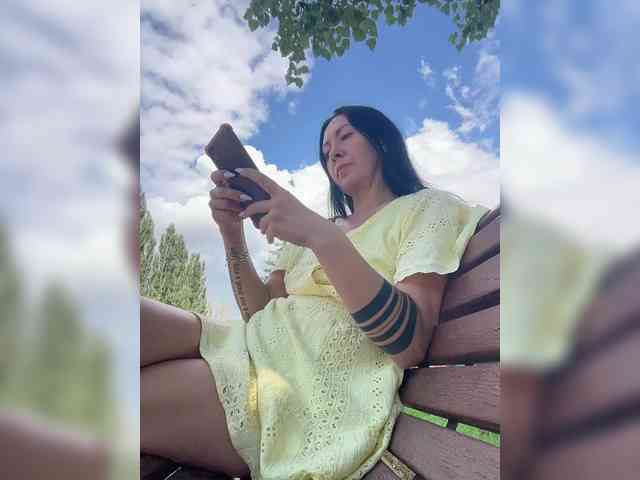KarolinaMilf Sex Cam Show