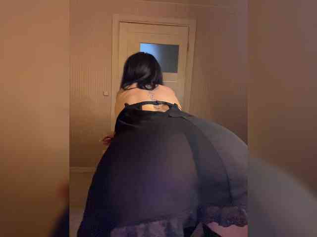 Karolina_Milf webcam