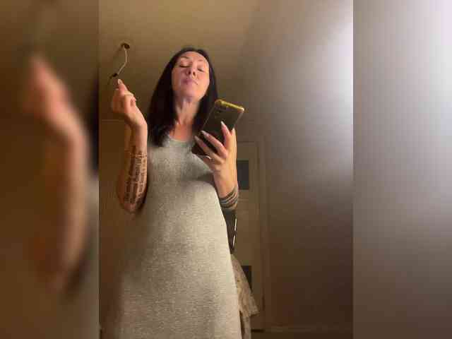 Karolina_Milf webcam