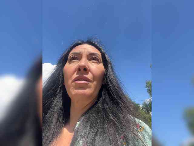 Karolina_Milf webcam