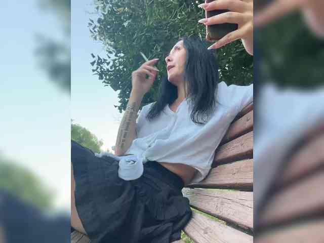 KarolinaMilf Sex Cam Show