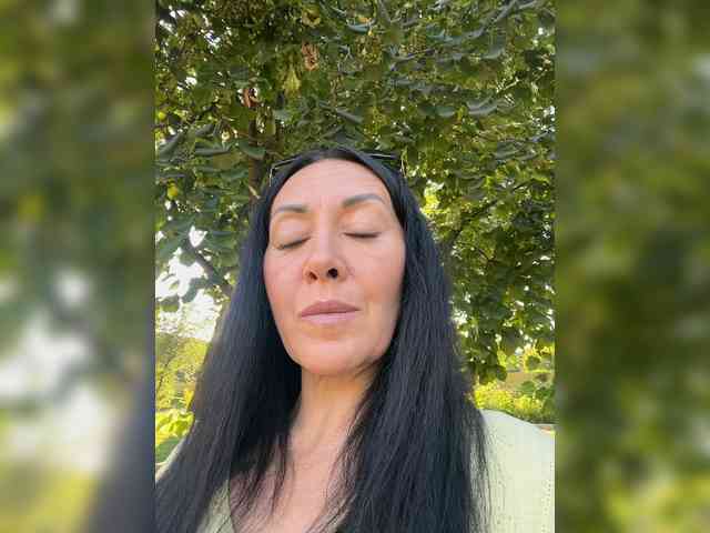 KarolinaMilf Sex Cam Show