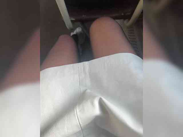 Karolina_Milf webcam