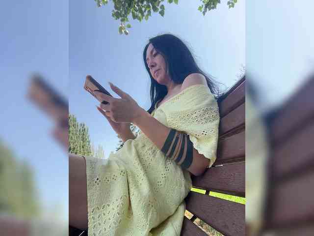 KarolinaMilf Sex Cam Show