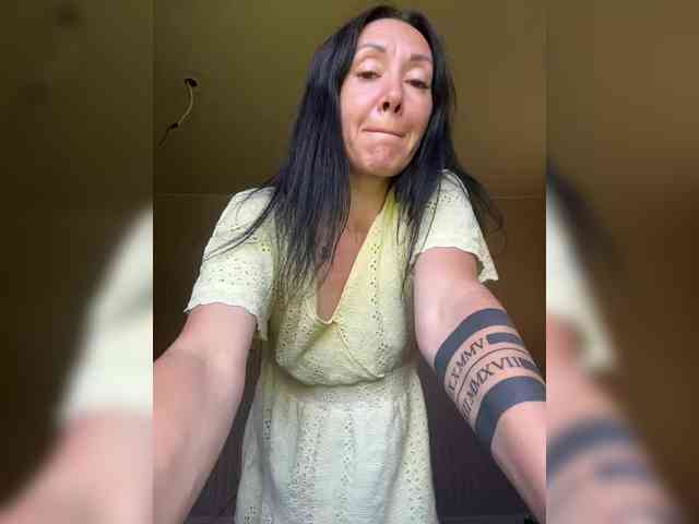 KarolinaMilf Sex Cam Show