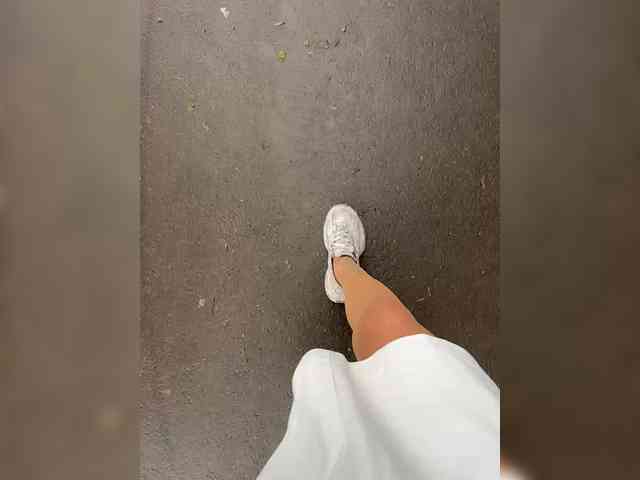 strip webcam KarolinaMilf