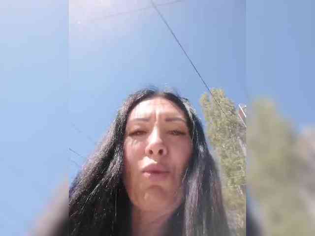 Karolina_Milf webcam