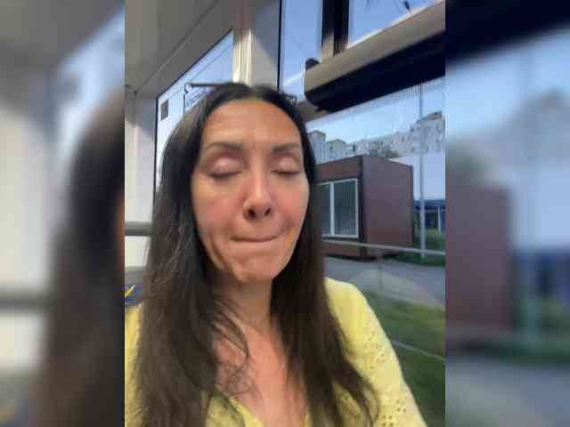 Karolina_Milf webcam