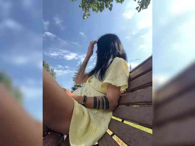 TRULIULIUSHA webcam