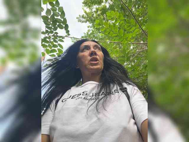 KarolinaMilf Sex Cam Show