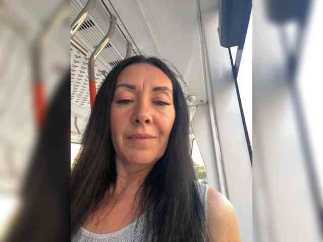 KarolinaMilf Sex Cam Show