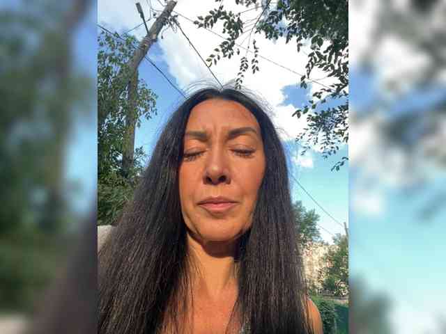 KarolinaMilf Sex Cam Show