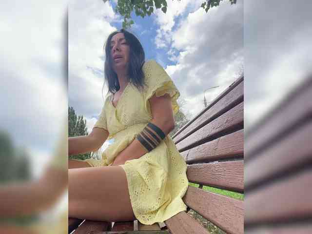 KarolinaMilf Sex Cam Show