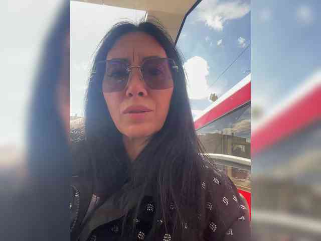 Karolina_Milf webcam